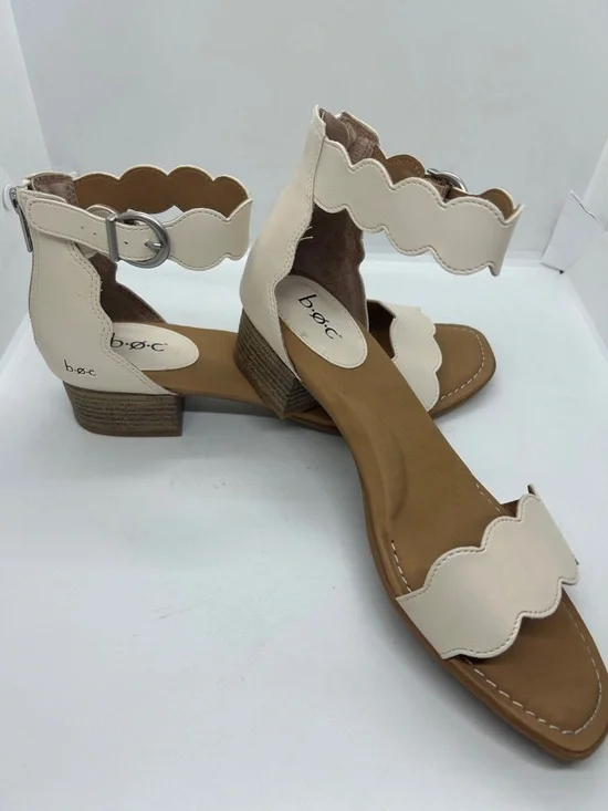 b.o.c. Women's Ivory Scalloped Ankle-Strap Sandals Size 10 NWOT - Picture 3 of 9